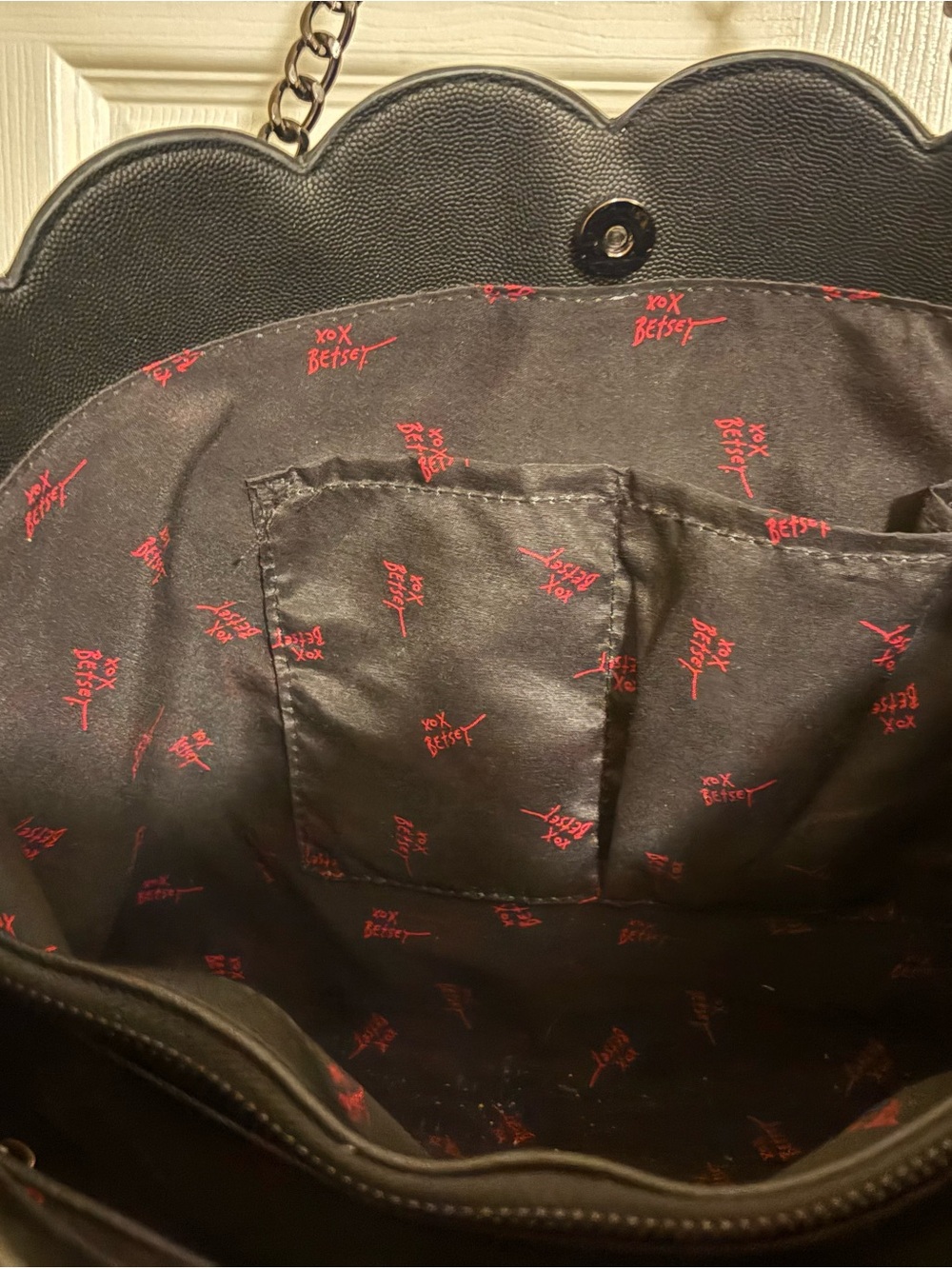 Betsey Johnson Black Scalloped Chain-Handle Tote - Picture 4 of 5